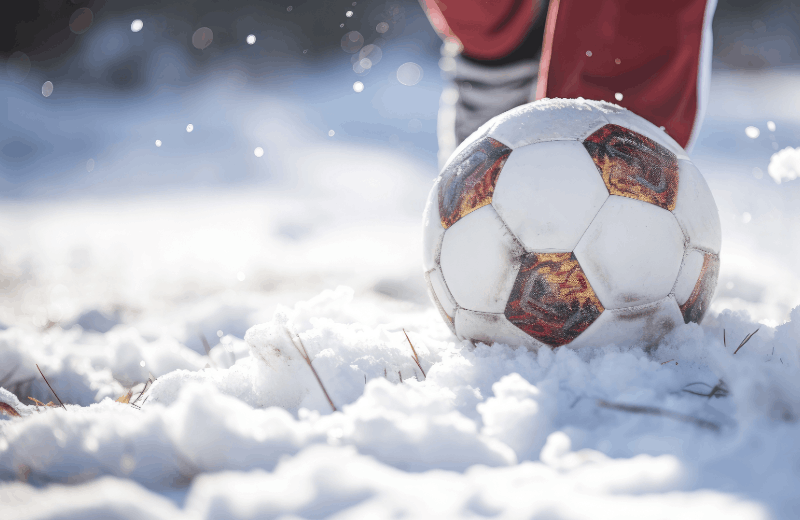 Fotboll i snö